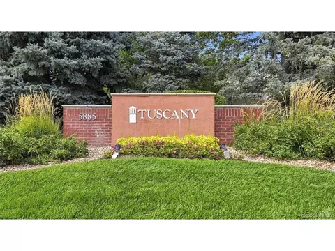 View/Area - 19332 E Berry Pl, Aurora, CO 80015 photo 2 of 11