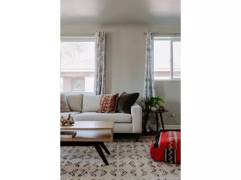 3200 Oneida St, Denver, CO 80207