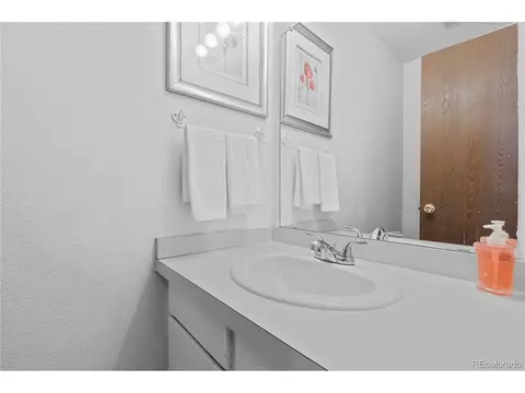 11699 E Cedar Ave #C, Aurora, CO 80012 photo 3