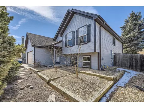 17652 E Temple Dr, Aurora, CO 80015