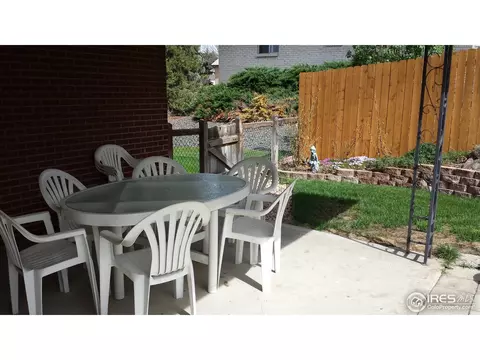 6486 Independence St, Arvada, CO 80004 photo 2