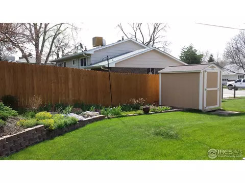 6486 Independence St, Arvada, CO 80004 photo 4