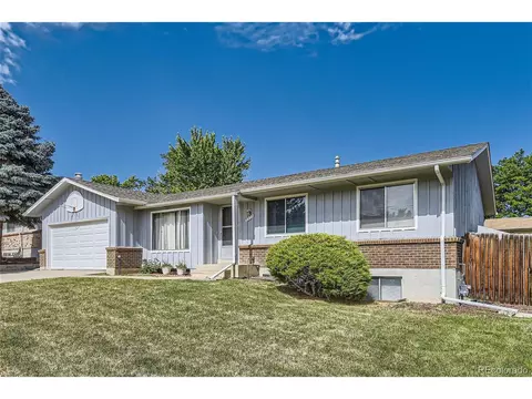 2573 S Rifle St, Aurora, CO 80013