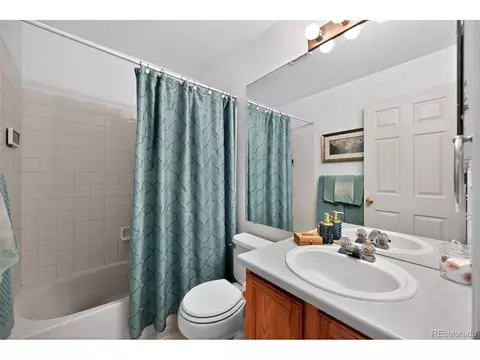 Bath - 19018 E Ithaca Dr, Aurora, CO 80013 photo 5 of 5
