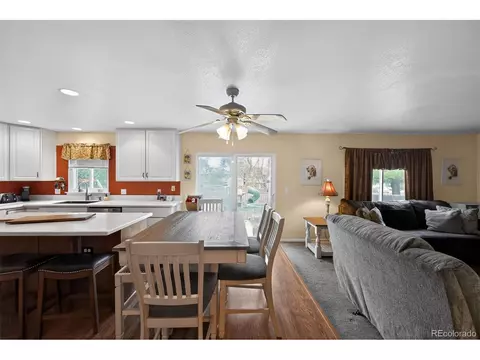 Dining - 19018 E Ithaca Dr, Aurora, CO 80013 photo 2 of 3