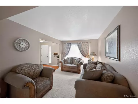 Living - 19018 E Ithaca Dr, Aurora, CO 80013 photo 3 of 4
