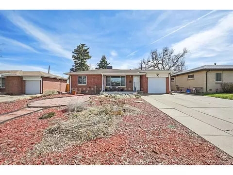 1420 S Gray St, Lakewood, CO 80232