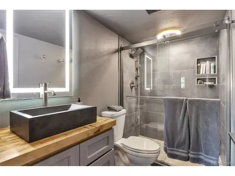Undisclosed, Centennial, CO 80121 photo 18