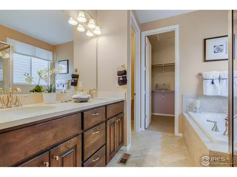 600 Stonehaven St, Dacono, CO 80514 photo 5