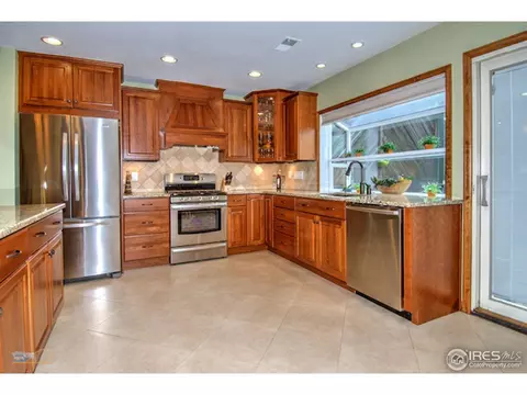 65 Benthaven Pl, Boulder, CO 80305 photo 3
