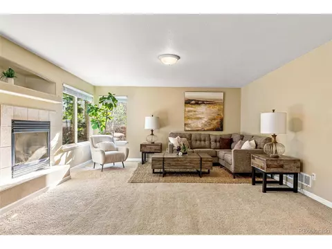 276 E Fair Ln, Centennial, CO 80121 photo 14