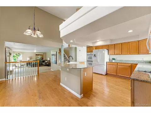 276 E Fair Ln, Centennial, CO 80121 photo 11