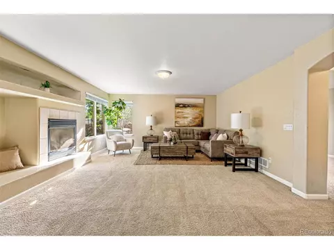 276 E Fair Ln, Centennial, CO 80121 photo 13