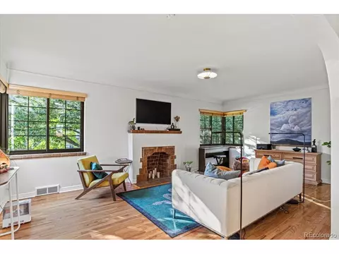 1424 Locust St, Denver, CO 80220
