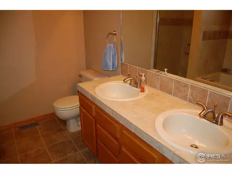 918 E 5th Ave, Longmont, CO 80504 photo 18