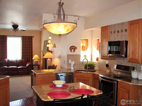 641 52nd Ave, Greeley, CO 80634 photo 4
