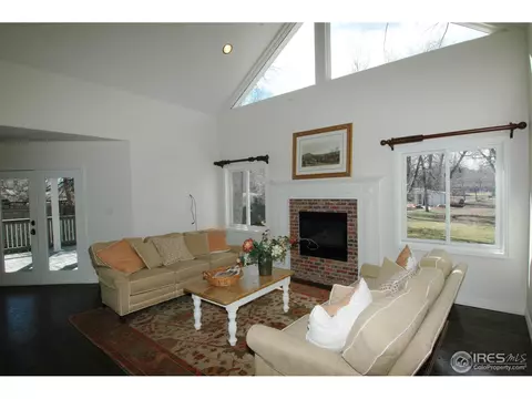 1435 Cherryvale Rd, Boulder, CO 80303 photo 2