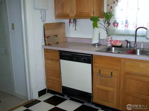 205 S 4th St, Iliff, CO 80736 photo 4