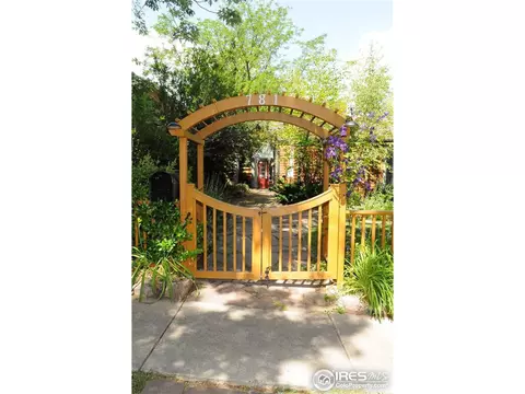 781 Grant Pl, Boulder, CO 80302 photo 2