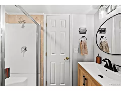 7561 E Jarvis Pl, Denver, CO 80237 photo 19