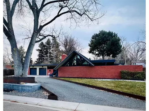 5920 W Rowland Ave, Littleton, CO 80128