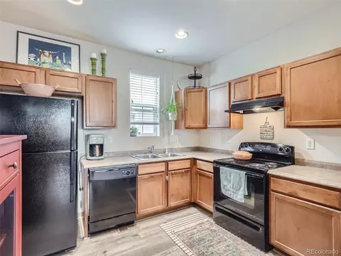 10582 E 29th Dr, Denver, CO 80238 photo 10