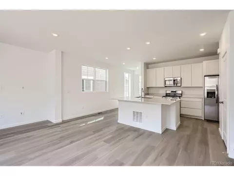 6761 Arbor Blvd, Thornton, CO 80602 photo 3
