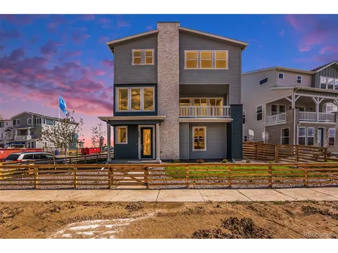 895 Lariat Ln, Lafayette, CO 80026