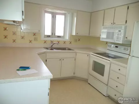 3312 34th Ave Pl, Greeley, CO 80634 photo 6