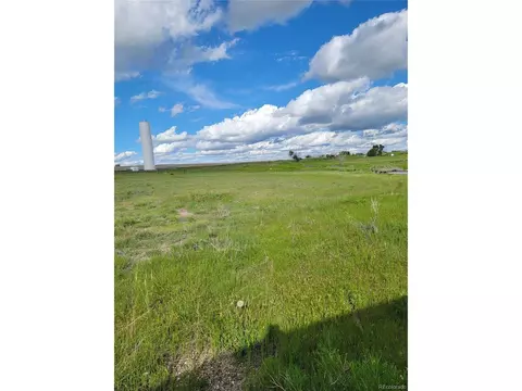 5 11th Ave Way, Deer Trail, CO 80105