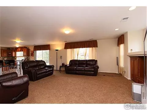 16867 E Peakview Ave, Aurora, CO 80016 photo 3