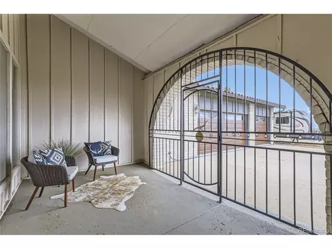 1380 S Indianfield St, Bennett, CO 80102 photo 4