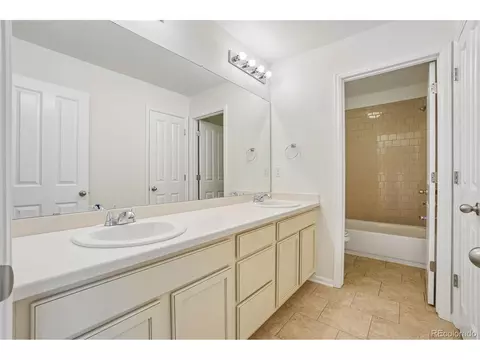 Bath - 3405 Quicksilver Rd, Frederick, CO 80516 photo 5 of 7
