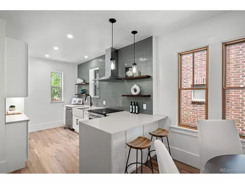 2569 Forest St, Denver, CO 80207 photo 9