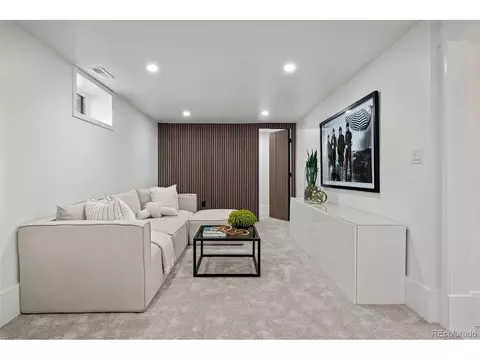 2569 Forest St, Denver, CO 80207 photo 20