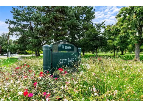 2569 Forest St, Denver, CO 80207 photo 32