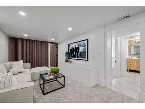2569 Forest St, Denver, CO 80207 photo 21