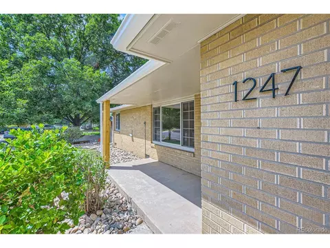 1247 Vivian St, Longmont, CO 80501