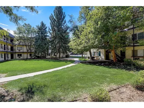 2225 S Jasmine St #214, Denver, CO 80222