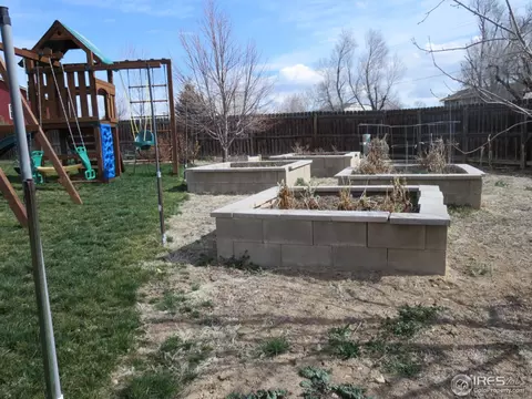 1121 Valley Dr, Windsor, CO 80550 photo 24