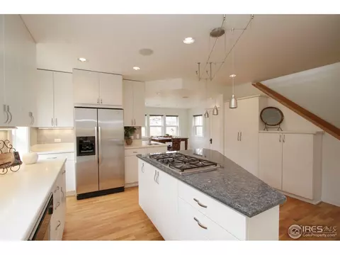 835 Grant Pl, Boulder, CO 80302 photo 5