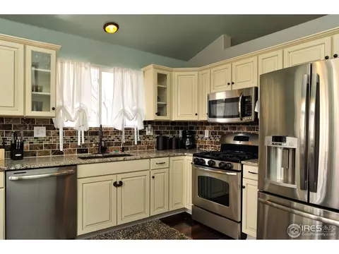 2154 E 98th Ave, Thornton, CO 80229 photo 5