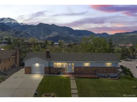 200 Crystal Hills Blvd, Manitou Springs, CO 80829