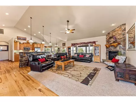 2225 Ventress Ct, Bennett, CO 80102 photo 8