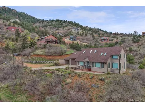 1055 Oak Ridge Rd, Manitou Springs, CO 80829