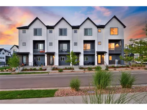 685 Promenade Dr, Superior, CO 80027