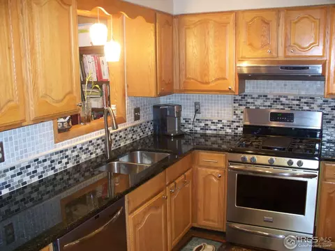 833 E 5th Ave, Longmont, CO 80501 photo 3
