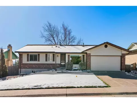 1995 S Deframe Way, Lakewood, CO 80228