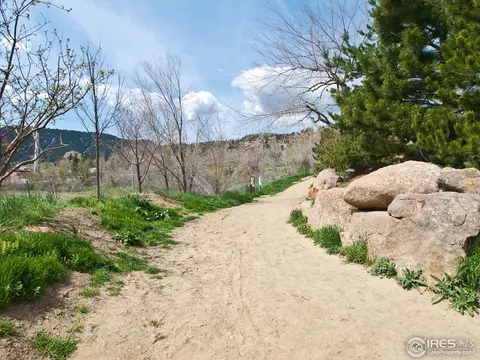 2665 Dakota Pl, Boulder, CO 80304 photo 2