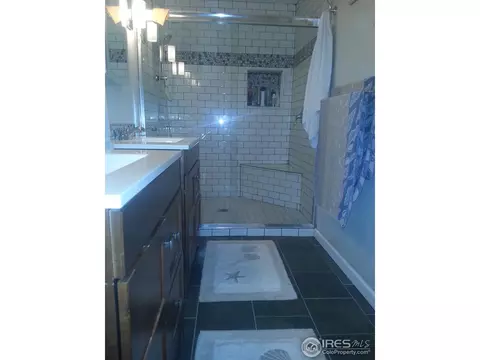 5186 Deephaven Ct, Denver, CO 80239 photo 12